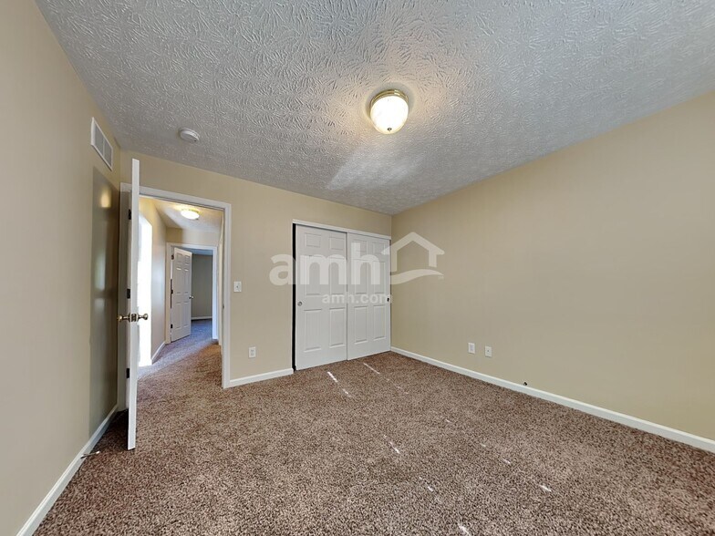 Building Photo - 1106 Brookstone Dr