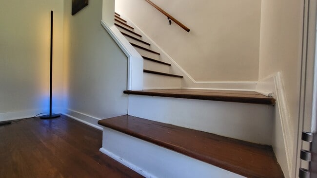 Stairs - 156 Stoneleigh Ave
