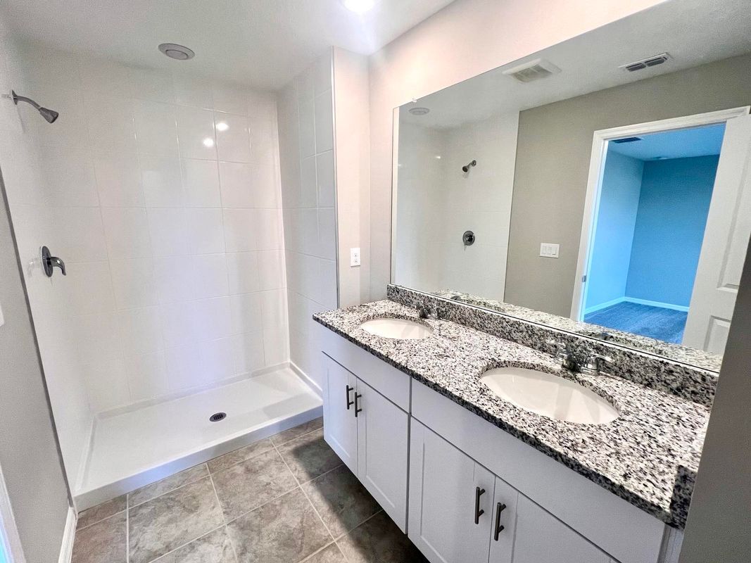 Building Photo - 17125 Blowfish Dr