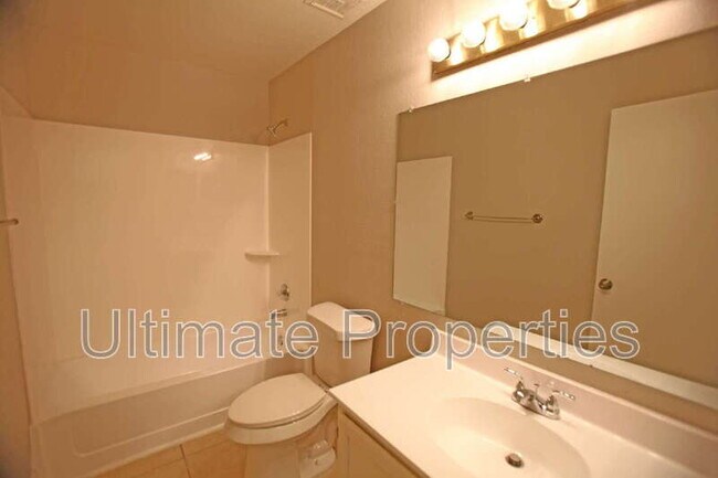 Building Photo - 8514 W Corrine Dr