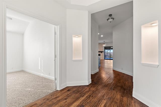 Building Photo - 1909 Cobalt Bayou Ln