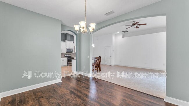 Building Photo - 2507 Torrens Dr