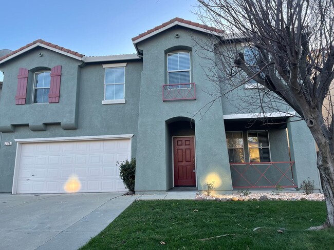 Primary Photo - LARGE TWO STORY HOME IN ROCKLIN WITH 4 BED...