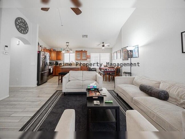 Building Photo - 15614 N 34th St