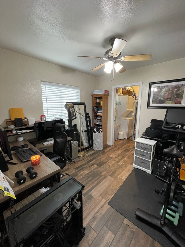 3rd Bedroom - 13210 Raven St