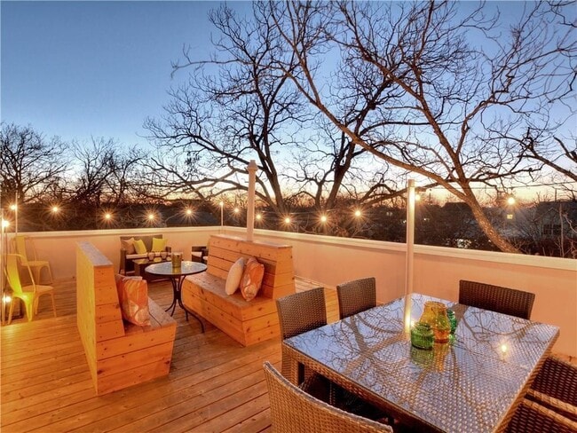 Building Photo - 5517 Avenue G