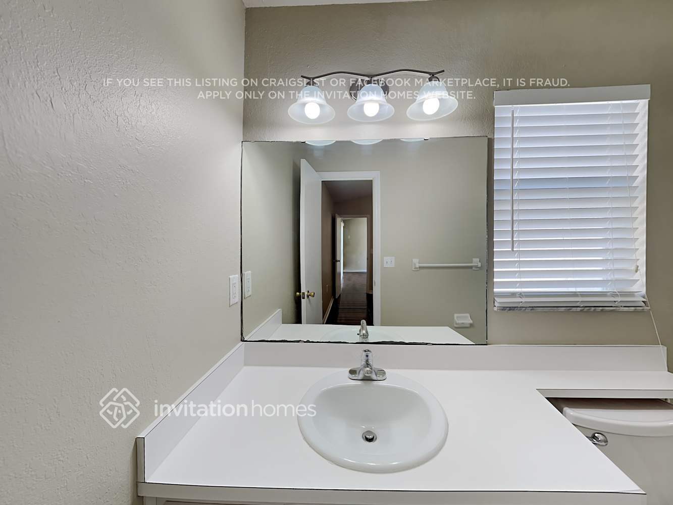 Building Photo - 6689 Shepherd Oaks St