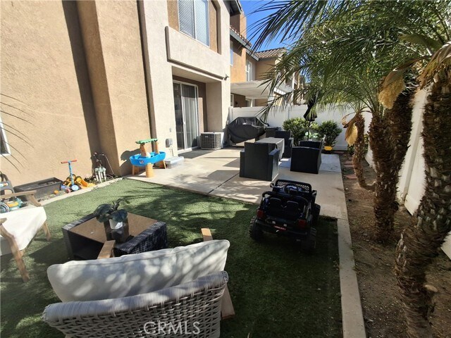 Building Photo - 102 Mira Mesa