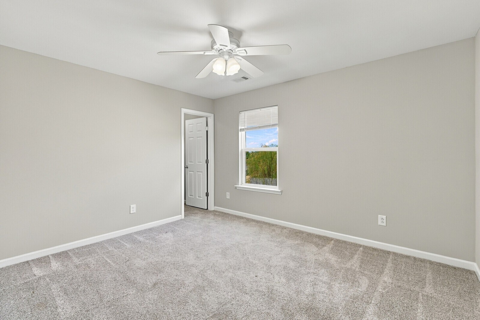 Building Photo - 132 Slaters Dr