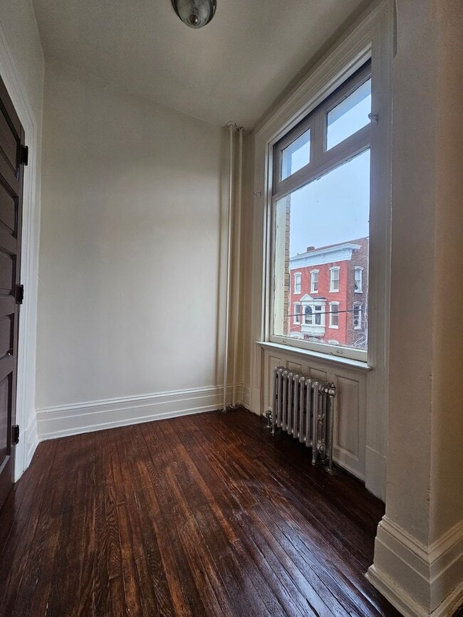 Building Photo - 152 E Philadelphia St
