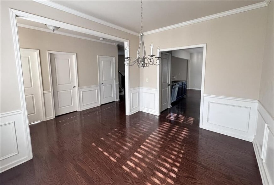 Building Photo - 167 Gilliflower Park