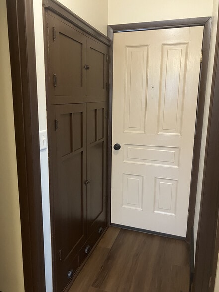 Hall Storage - 901 N 14th St