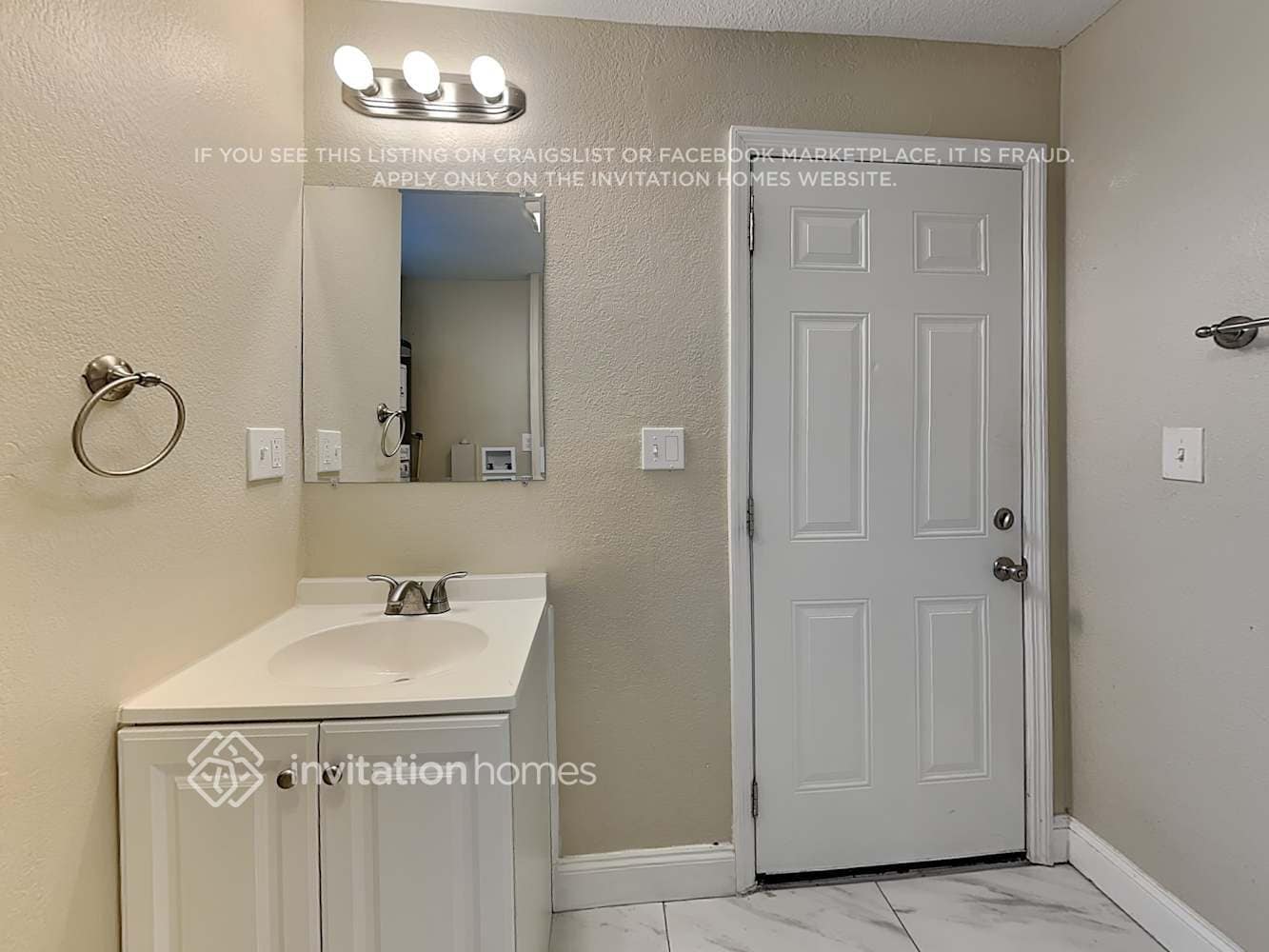 Building Photo - 2640 Northland Rd