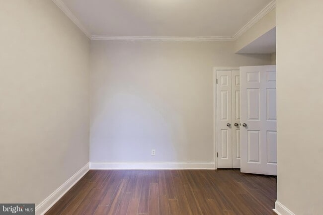 Building Photo - 1724 21st St NW