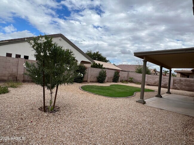 Building Photo - 4484 E Redfield Ct