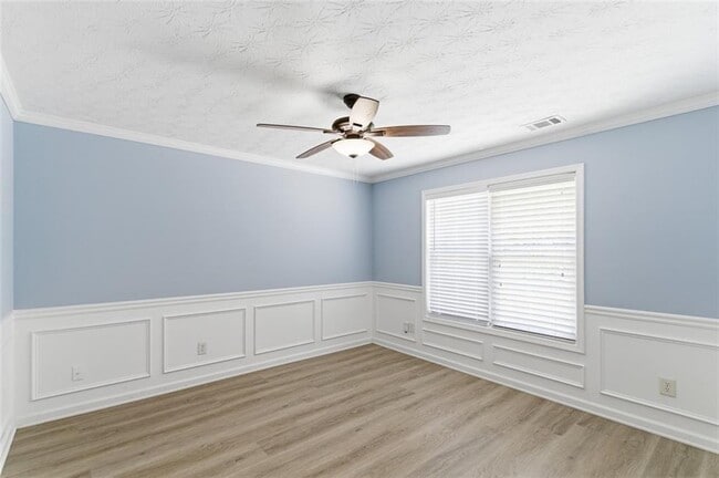 Building Photo - 1145 Grace Dr