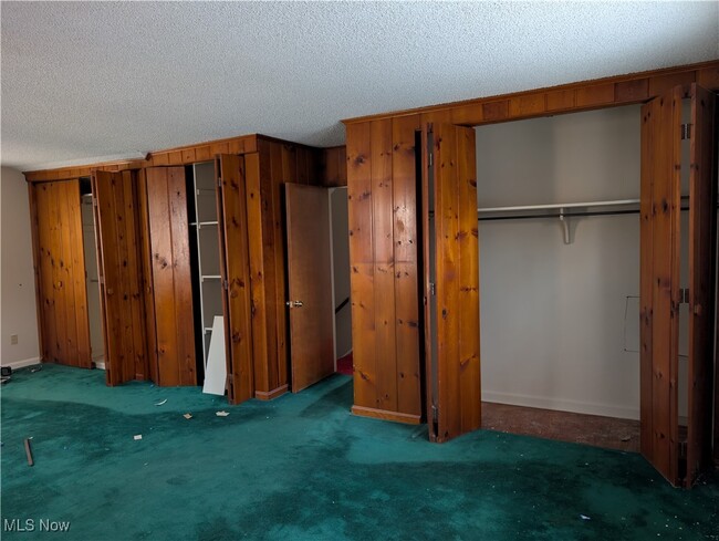 Building Photo - 703 Avondale St