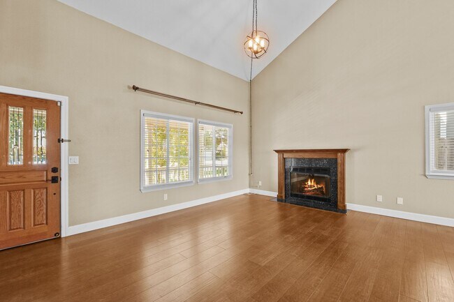 Building Photo - 743 Calico Trail