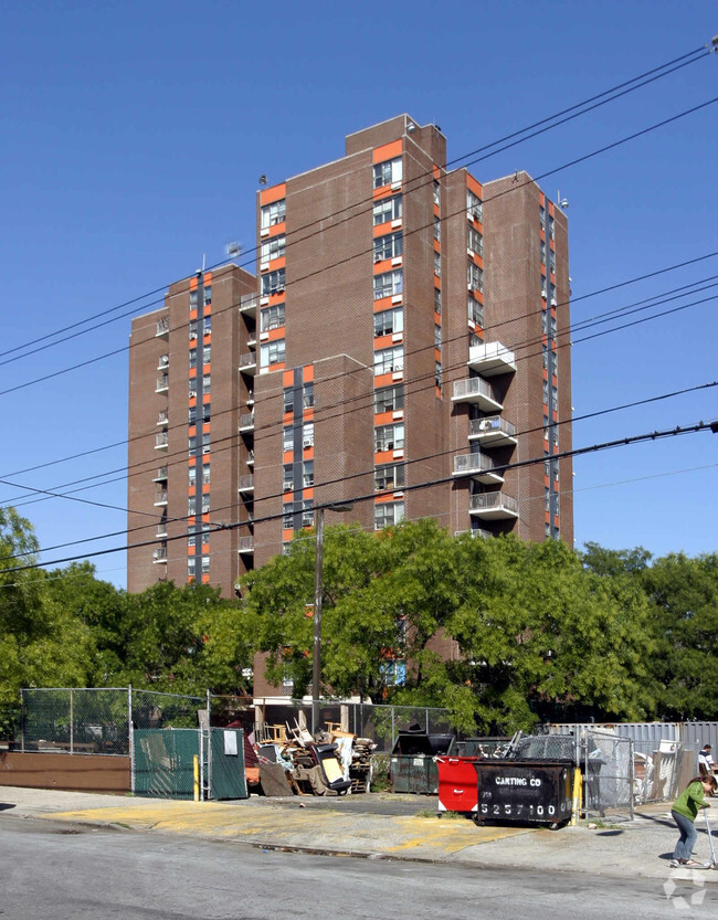 Building Photo - Sea Park North