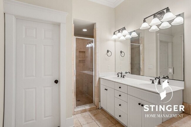 Building Photo - 30 Harford