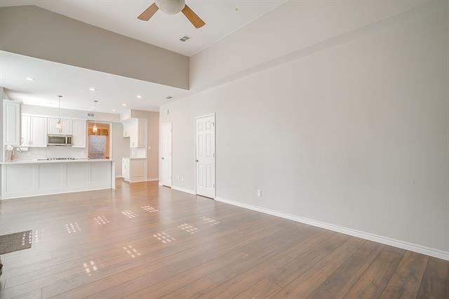 Building Photo - 3237 Shady Glen Dr