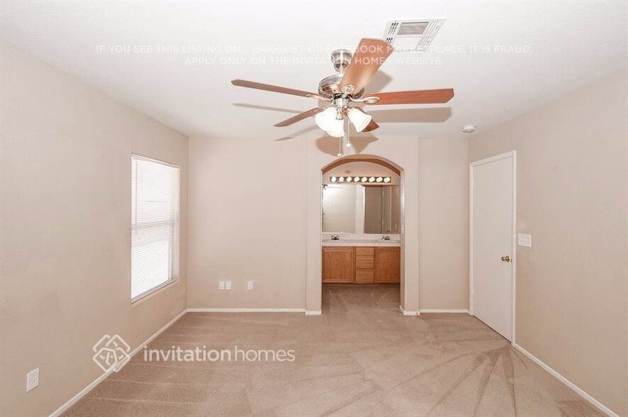 Building Photo - 1229 Autumn Ridge Cir