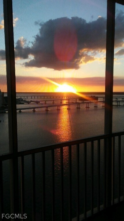 Building Photo - 2745 First St