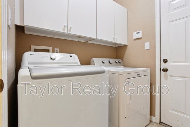 Building Photo - 13190 W 10th Ave