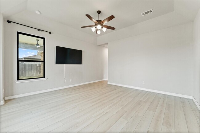 Building Photo - 32067 August Woods Wy