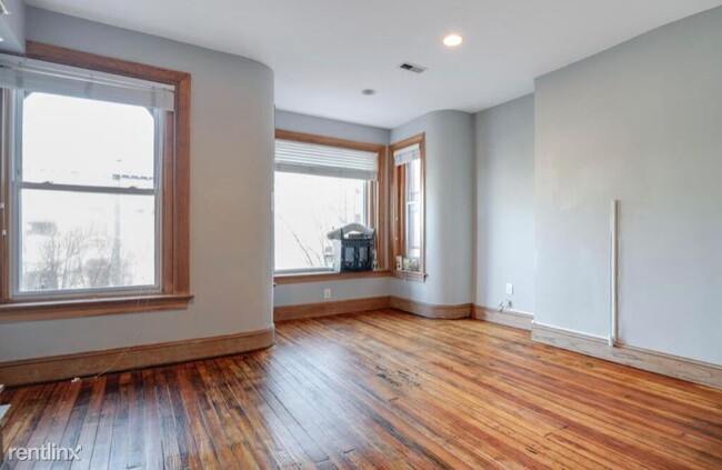 Building Photo - 58 Seaton Pl NW