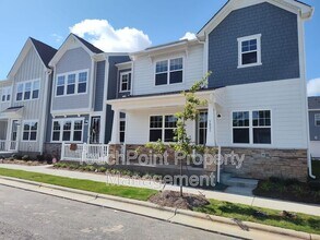 Building Photo - 5821 Wentwood Ct