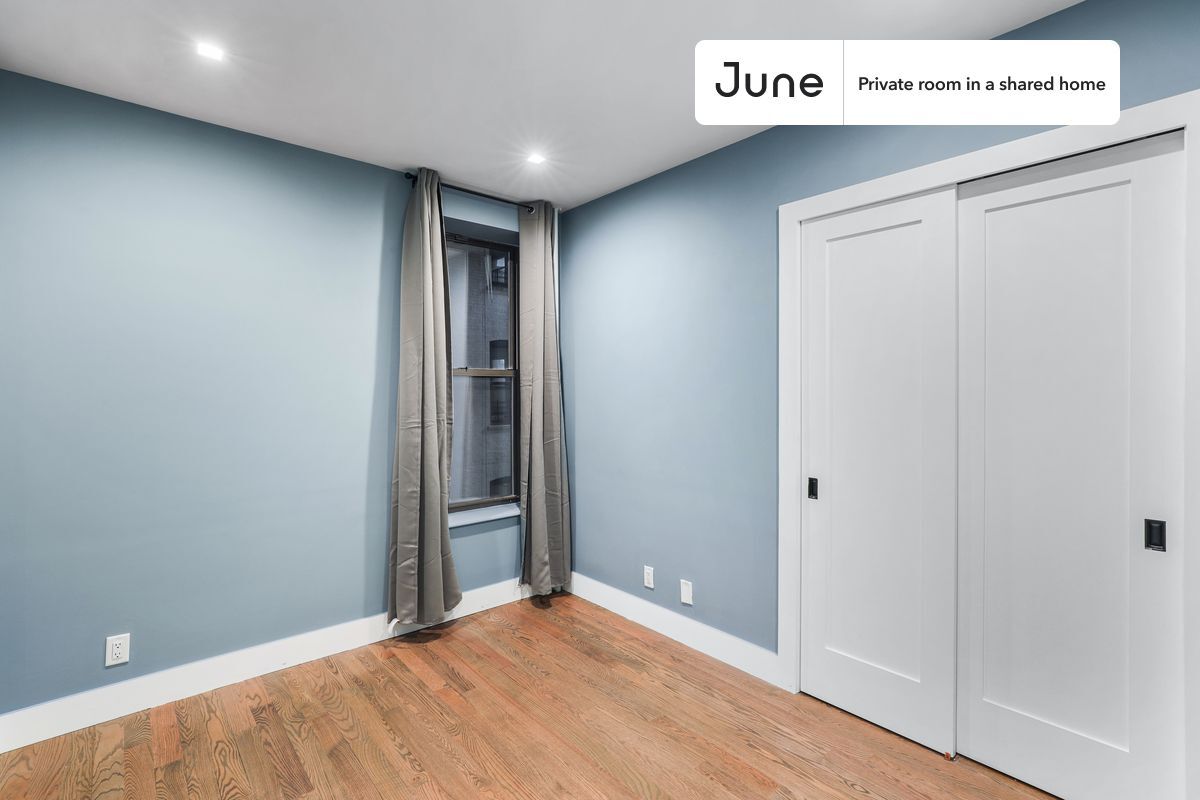 Building Photo - Room in Shared 4 bed/2 bath home