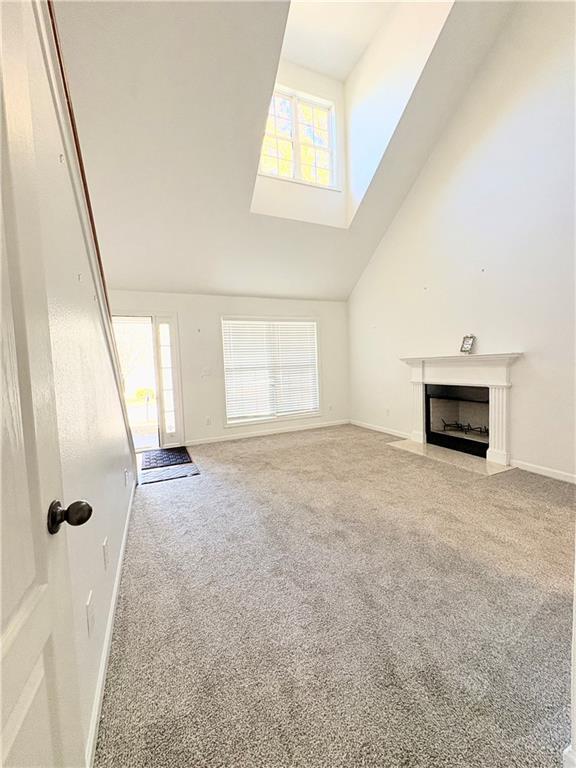 Building Photo - 6475 White Walnut Way