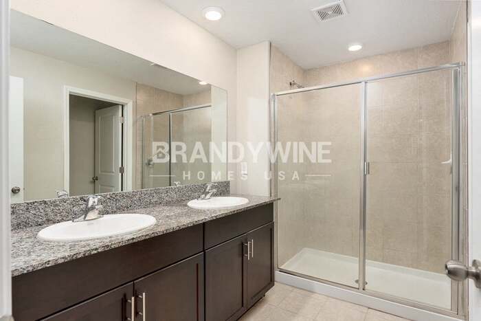 Building Photo - 5637 Mercado Dr