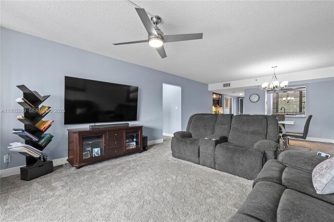 Building Photo - 6620 Boca Del Mar Dr