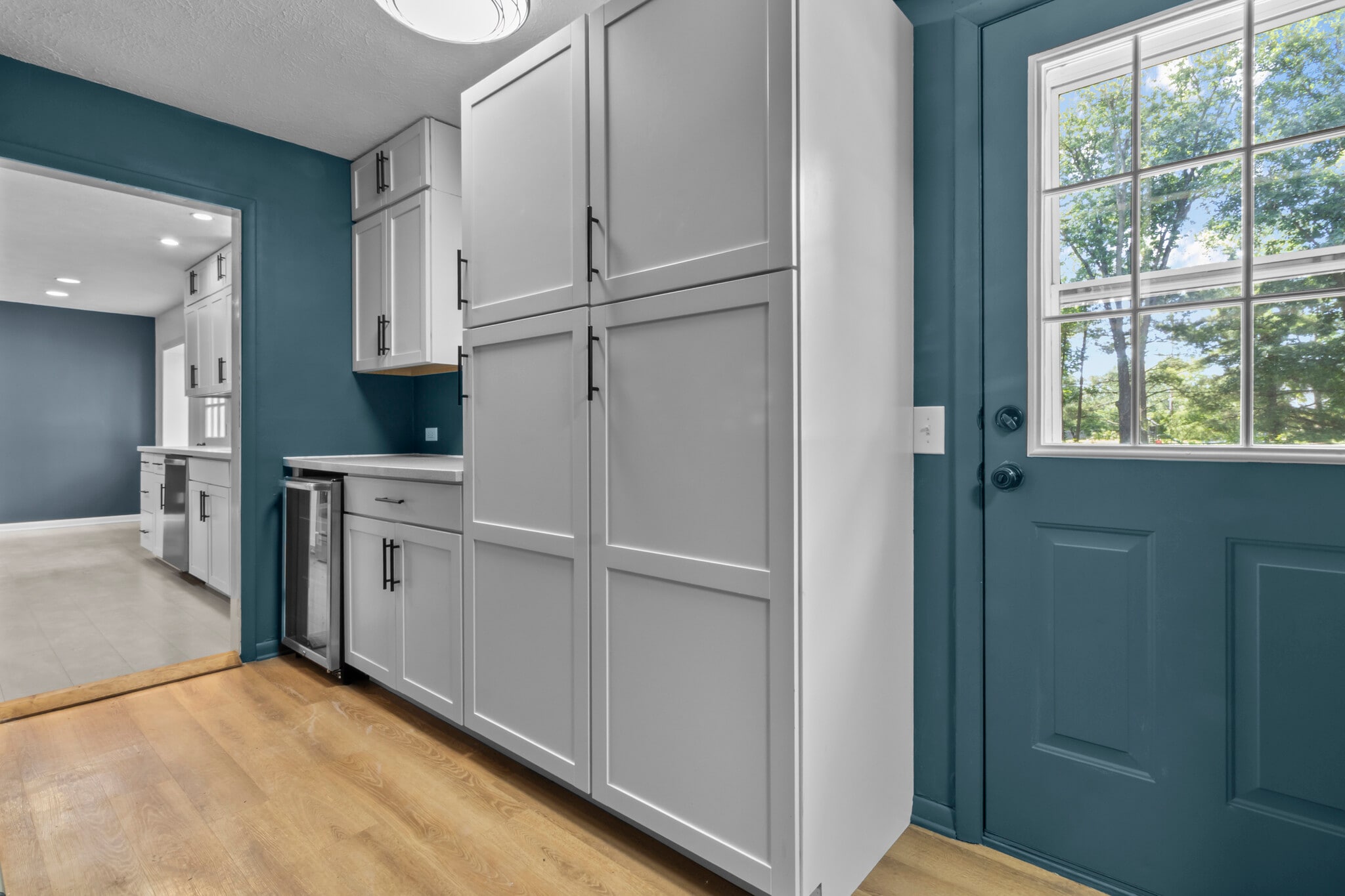 Building Photo - 820 Eaglewood Dr