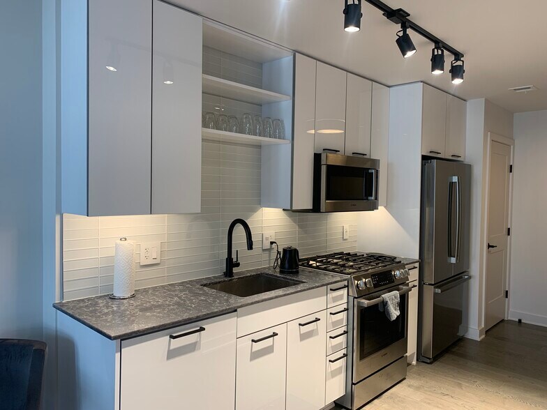 Kitchen - 70 N St SE