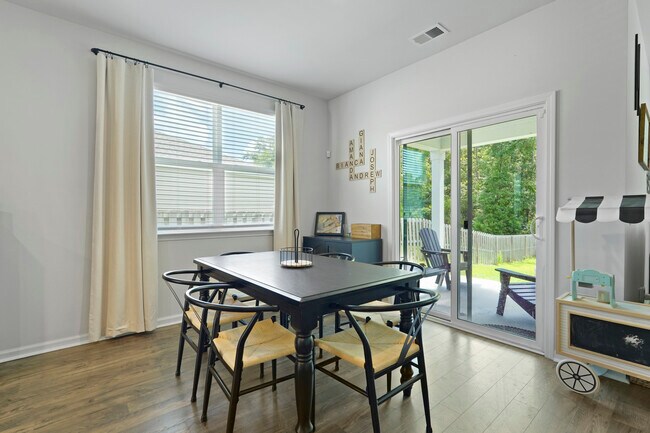 Building Photo - 41 Gypsea Ln