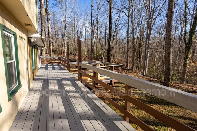 Building Photo - 11961 Mente Rd