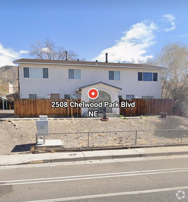Building Photo - 2508 Chelwood Park Blvd NE