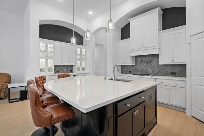 Building Photo - 16815 Lupine Mdw Ln