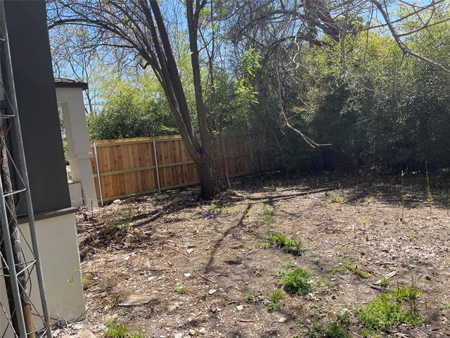 Building Photo - 402 S Pearl St