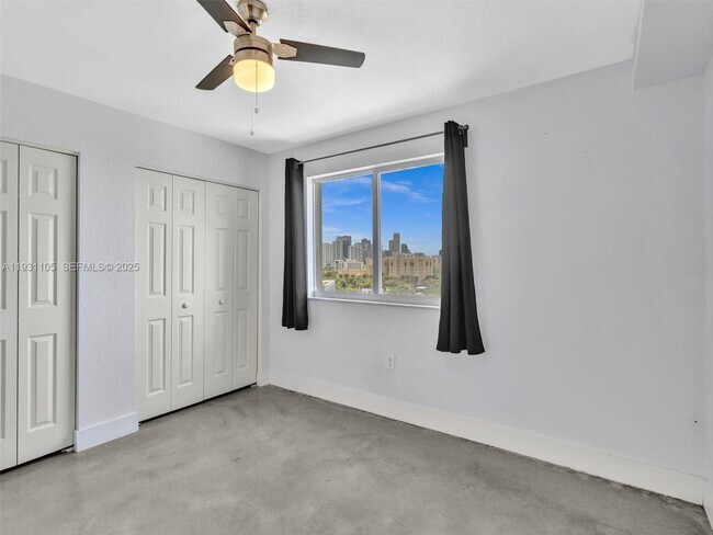 Building Photo - 816 NW 11th St