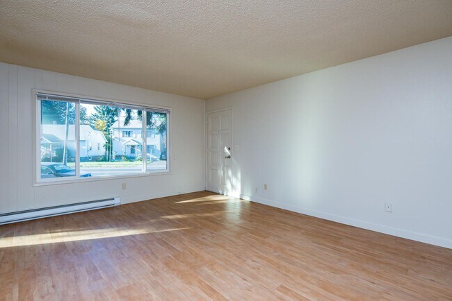 Building Photo - 9230 N Saint Louis Ave