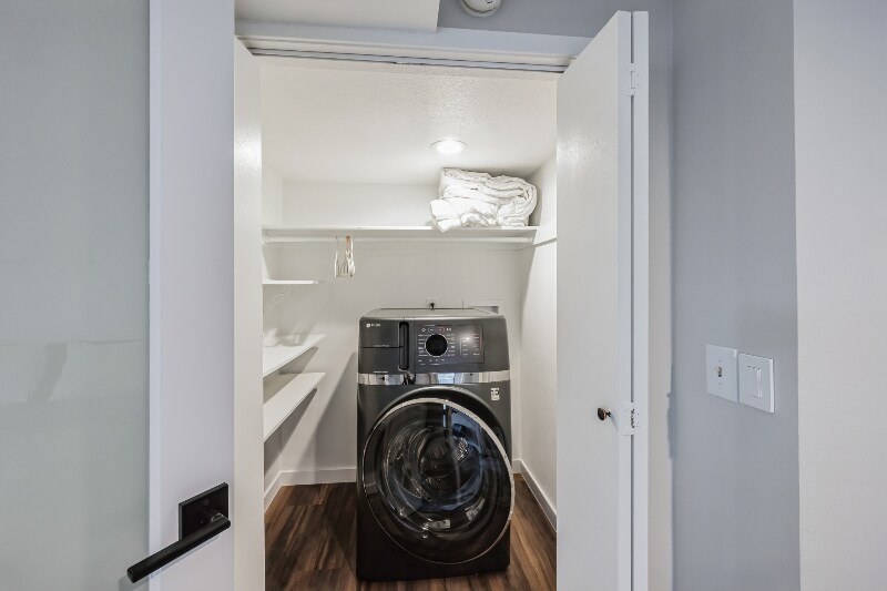 Building Photo - 13281 W 65th Ave