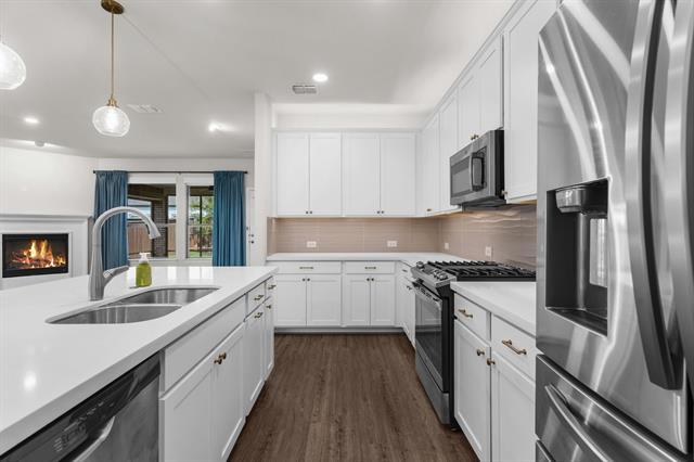 Building Photo - 1615 Sweetwater Wy