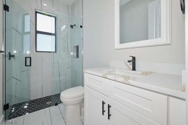 Building Photo - 1645 NW 38th Pl
