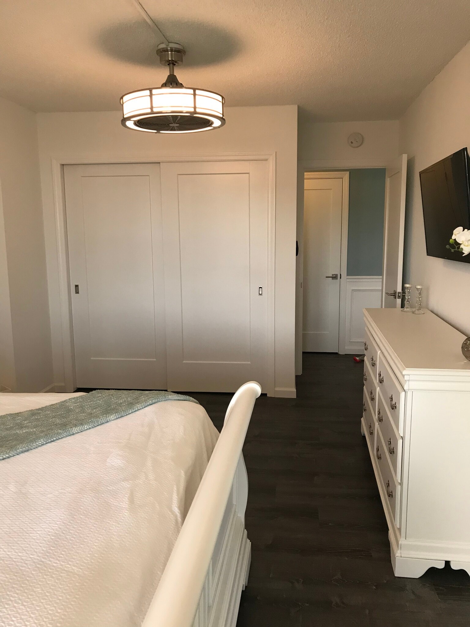 Two entrances to bedroom - 480 Ocean Ave