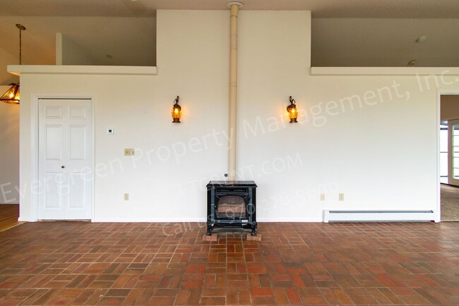 Building Photo - 5000 Co Rd 92