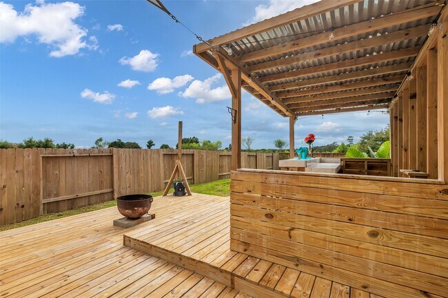 Building Photo - 167 Axlewood Ct